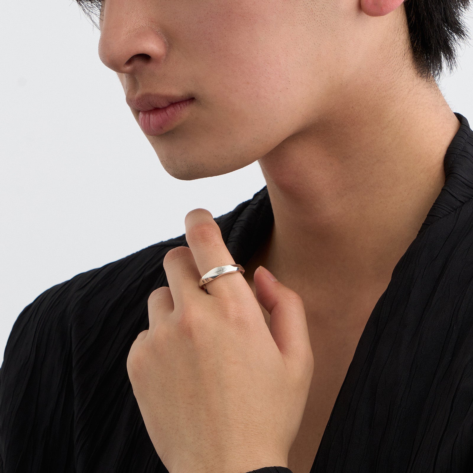 Crockery Ring - M | GARNI ONLINE STORE