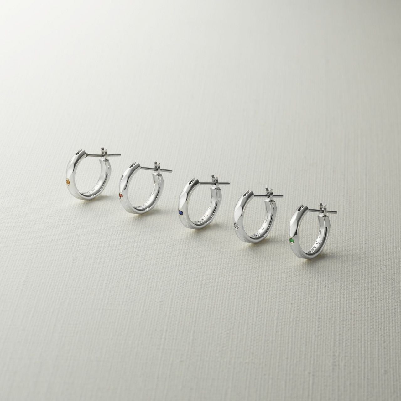 Twelve Stone Pierce - 8月誕生石 ペリドット | GARNI ONLINE STORE