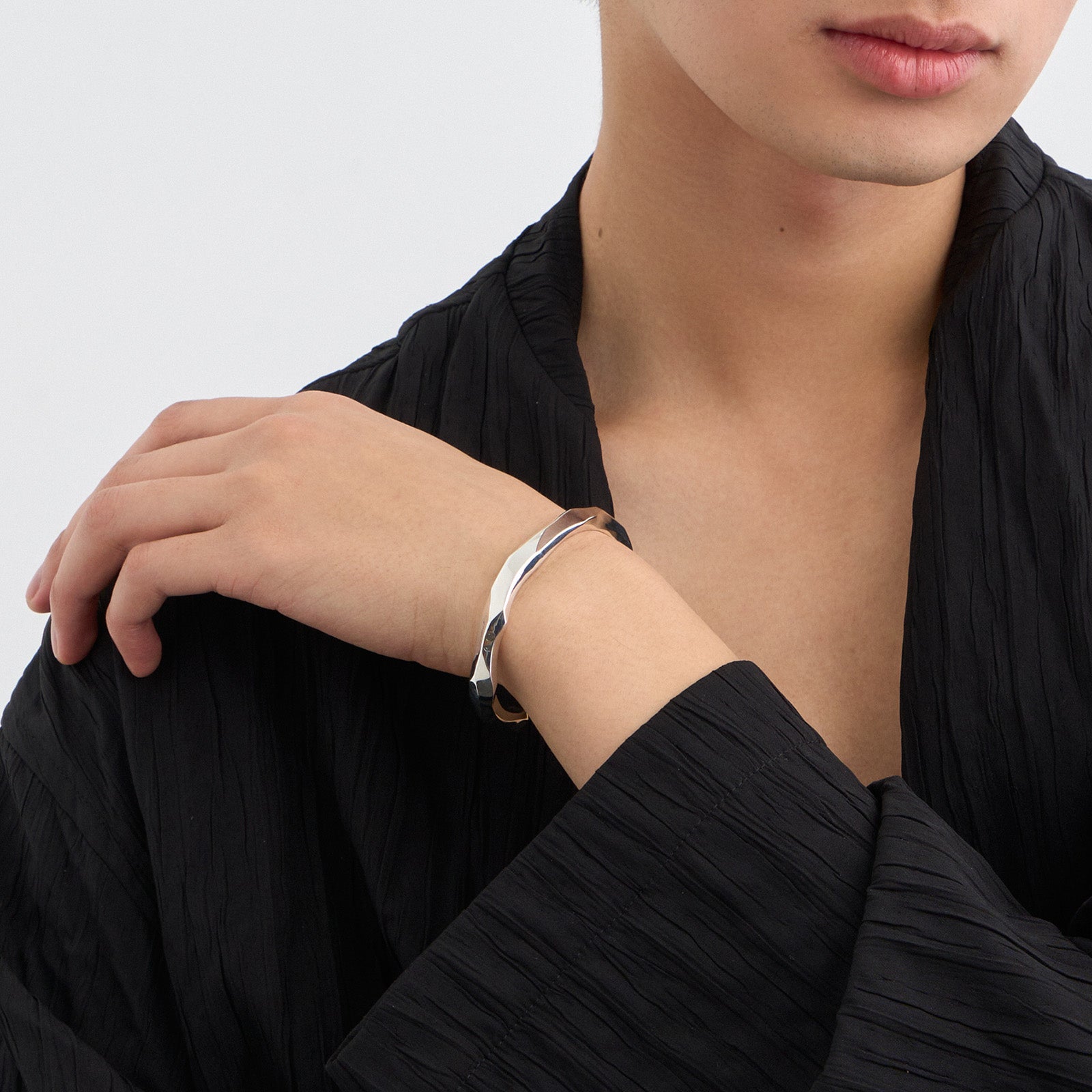 Crockery Bangle - L | GARNI ONLINE STORE
