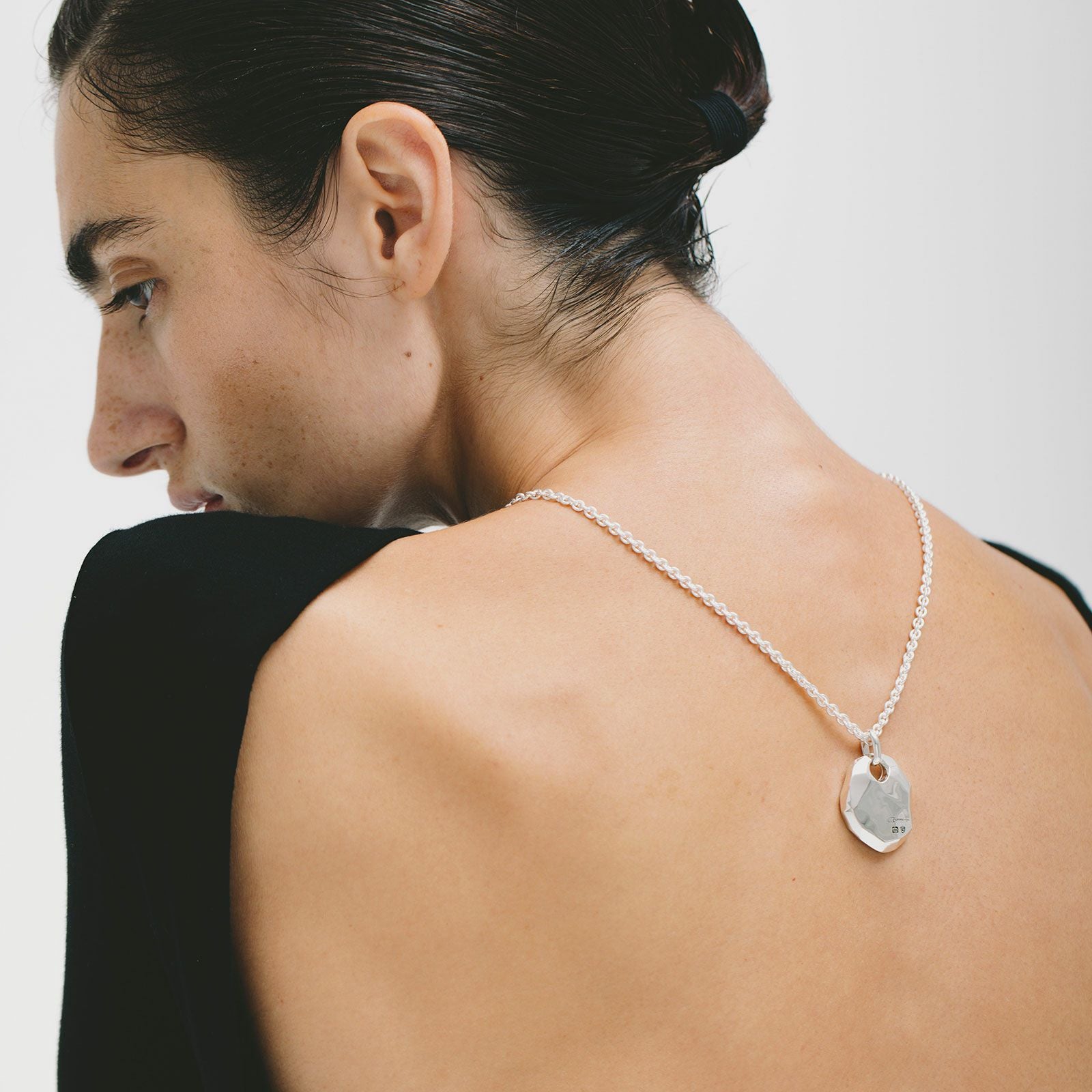 GARNI ネックレス Crockery Ring Pendant - M GARNI - 【残り一点】Crockery Ring Pendant_M | ACRMTSM ONLINE STORE
