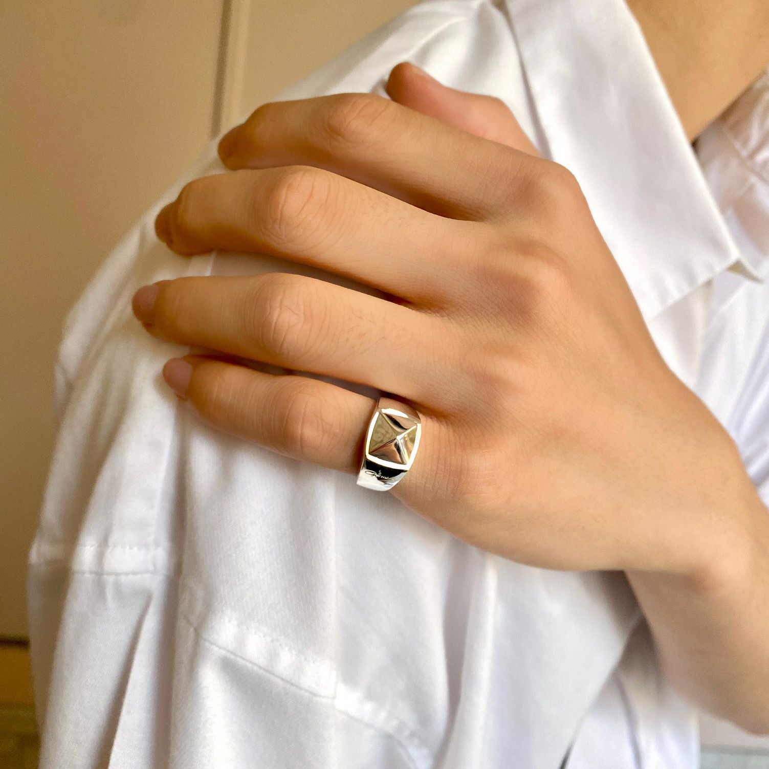 Stud Ring | GARNI ONLINE STORE