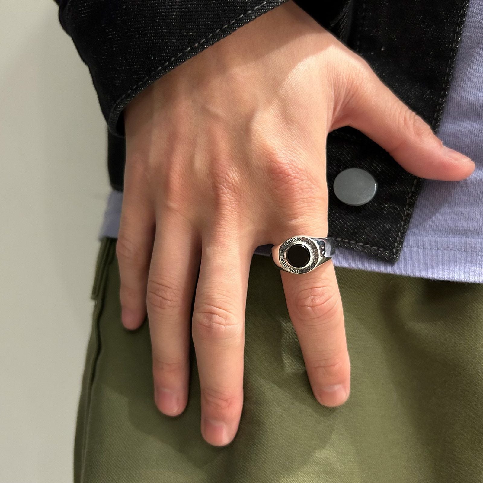 GARNI Round Stone Pierce ブラック Round Stone Pierce - BLACK | GARNI ONLINE STORE