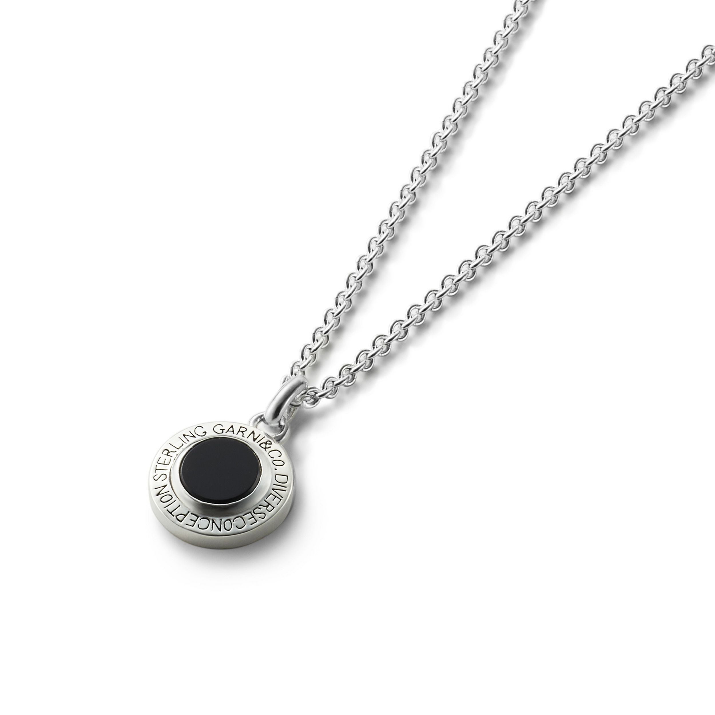 Round Stone Pendant - L - BLACK | GARNI ONLINE STORE