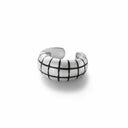 髙地優吾着用 GARNI Grid Ear Cuff – S