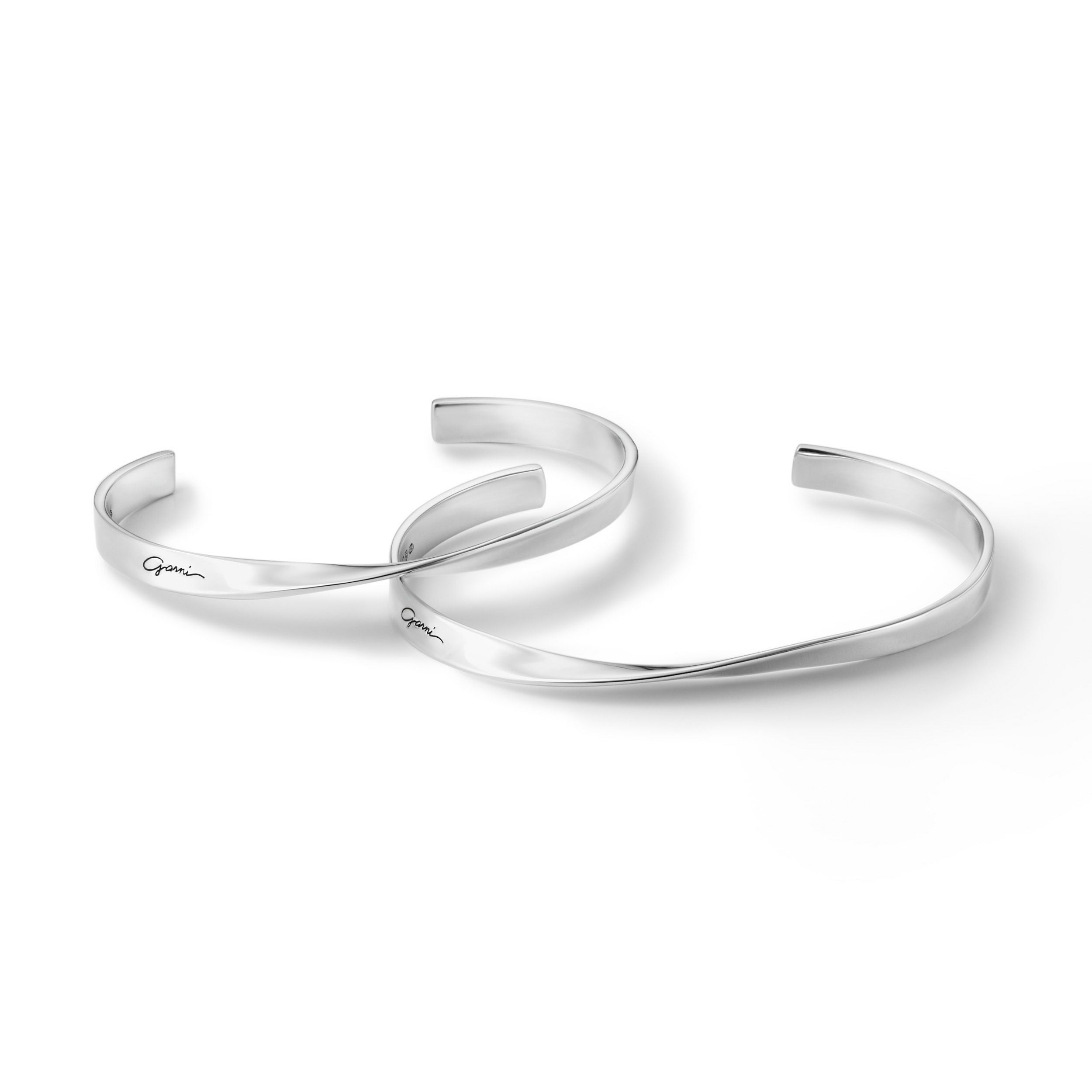 GARNI Loop Bangle ガルニ ループ バングル 極美品 GARNI Loop Bangle ガルニ ループ バングル 極美品 【公式通販】