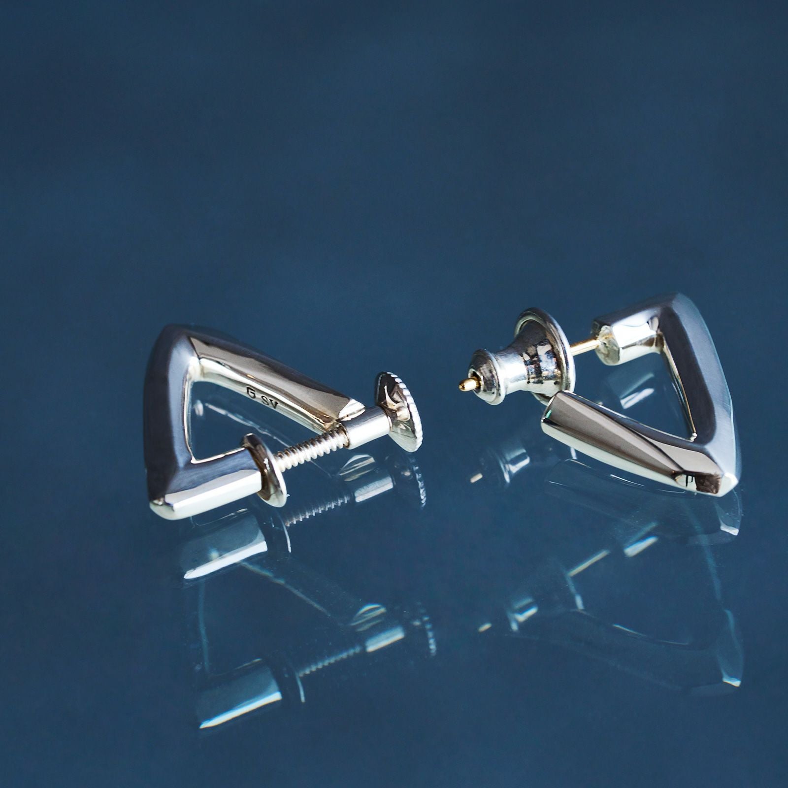 GARNI Triangle ピアス Triangle Pierce | GARNI ONLINE STORE