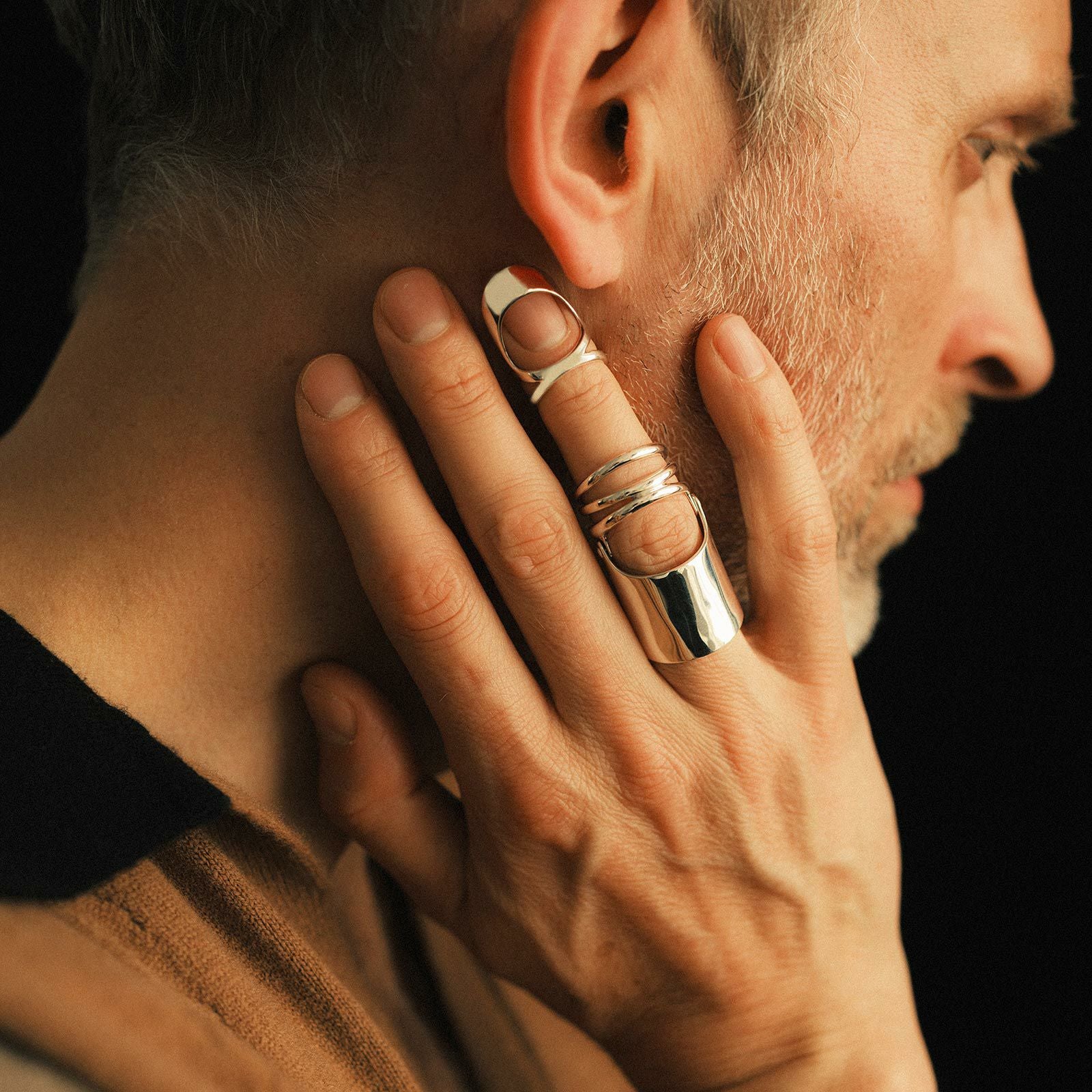 Fingertip Ring | GARNI ONLINE STORE