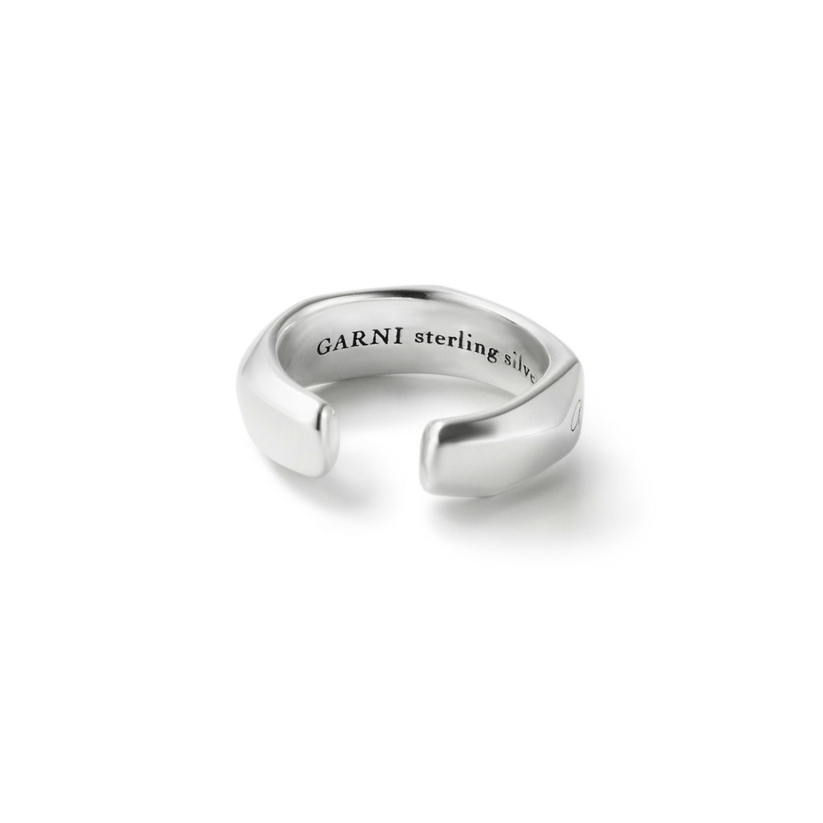 Crockery Ring Ear Cuff - SILVER | GARNI ONLINE STORE