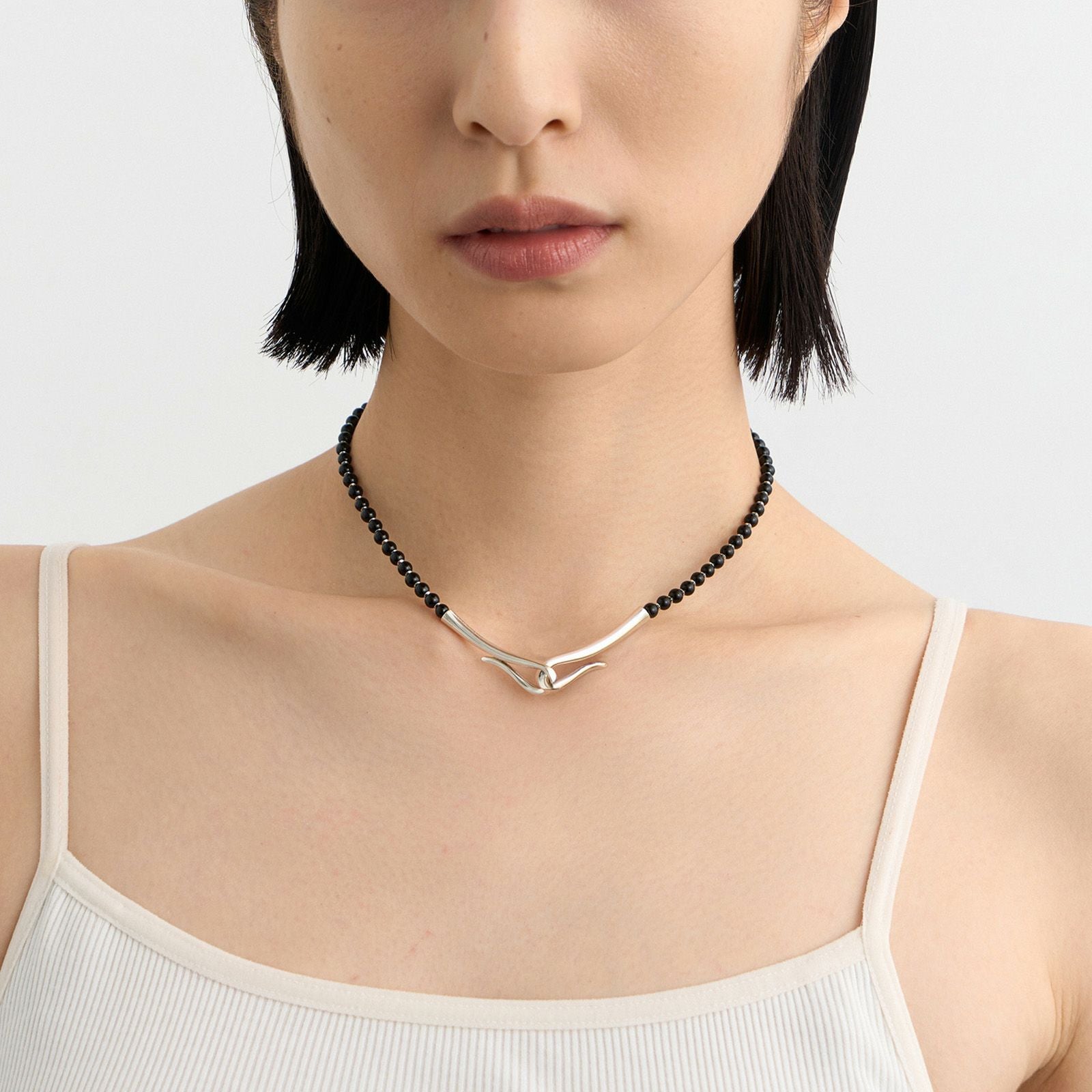 Stone Ball Chorker | GARNI ONLINE STORE