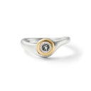 GARNI Tiny Jewel Round Ring