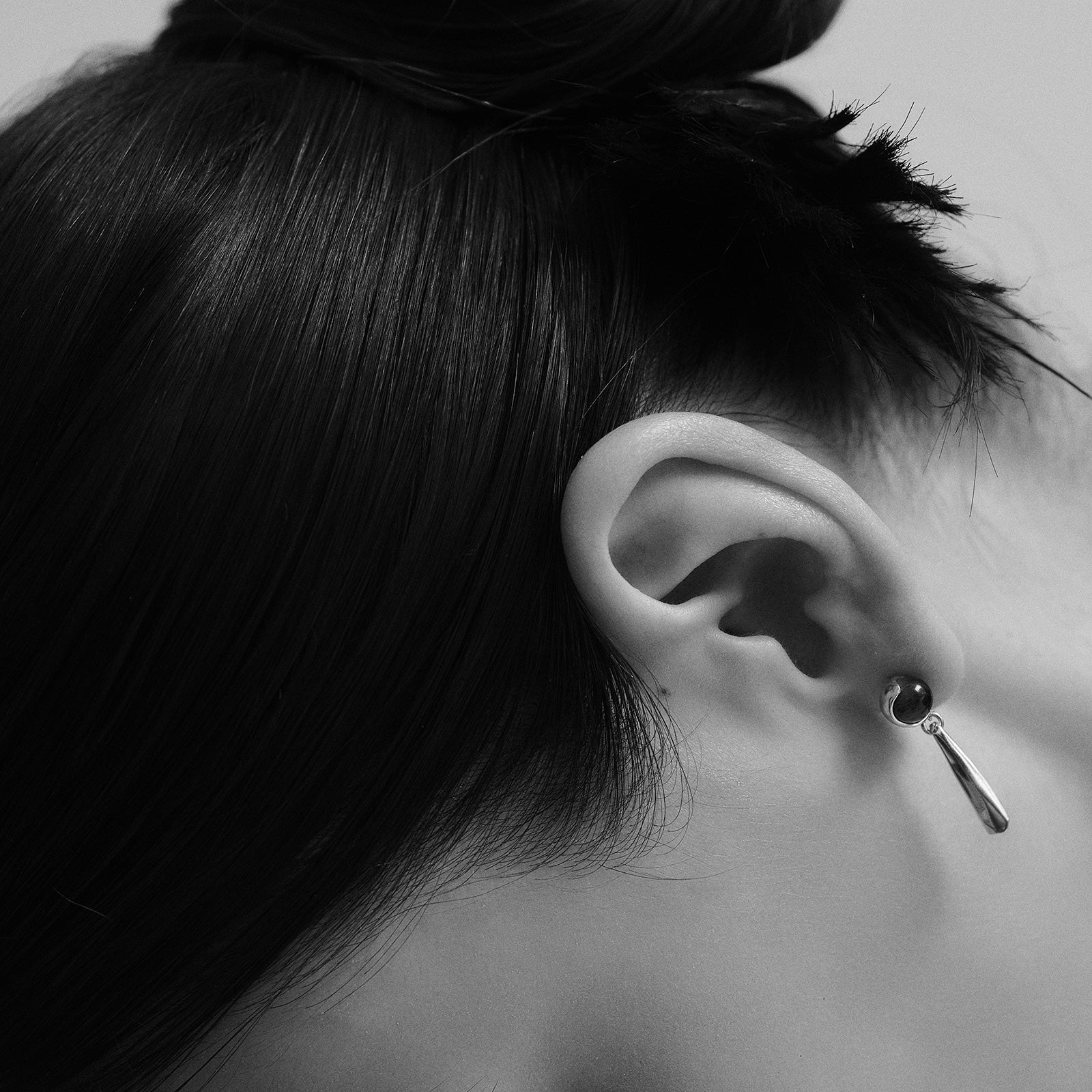 Combination Ball Pierce - BLACK | GARNI ONLINE STORE
